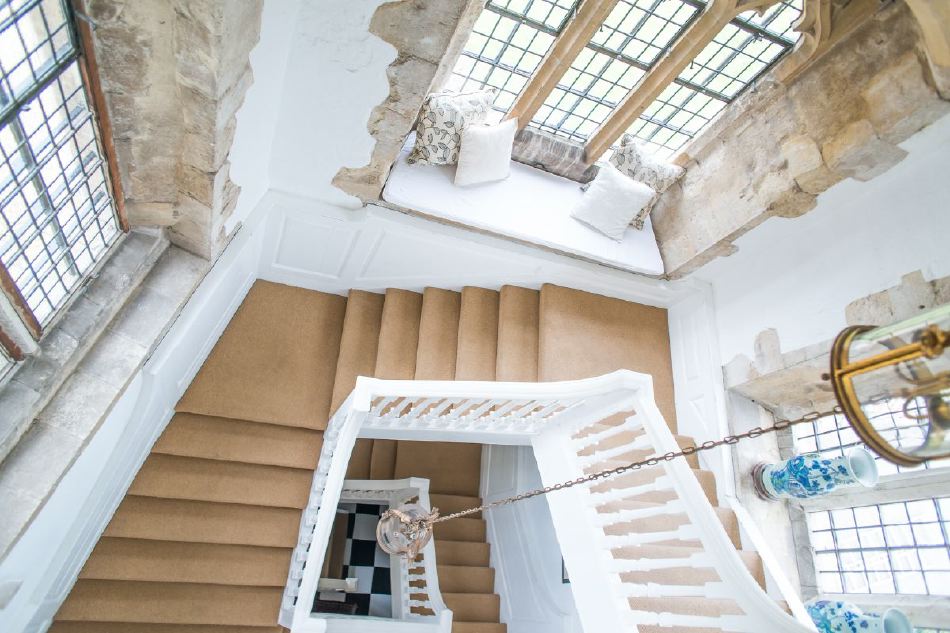 stairs, staircases, stairs & stairwells
