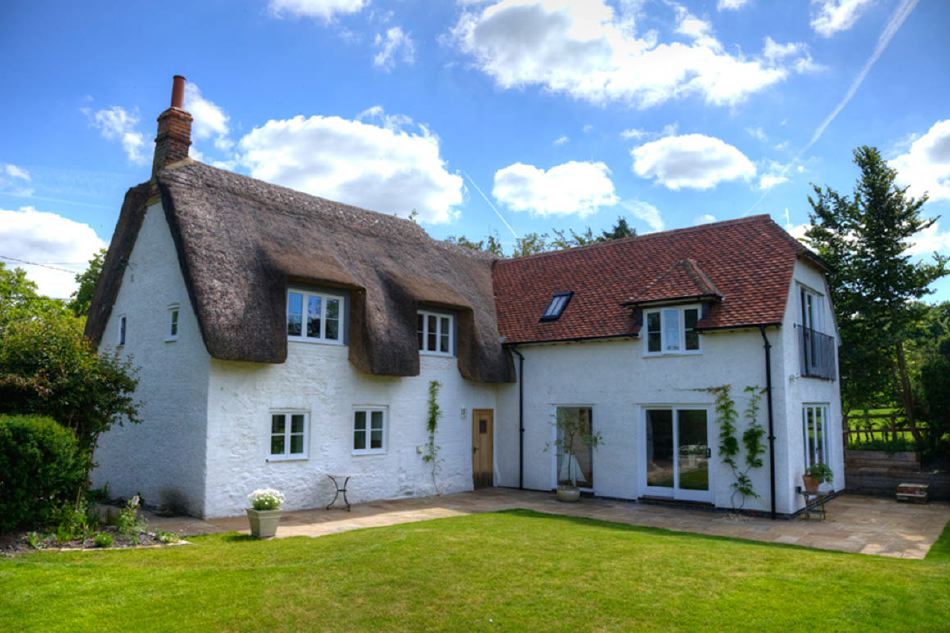 10316, HC7251,  Oxfordshire, Country Houses, Houses - Country, Cottages, Thatch