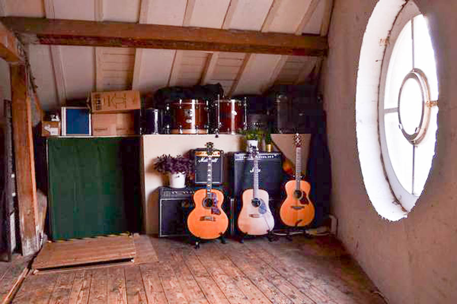attics, attic rooms, recording studios