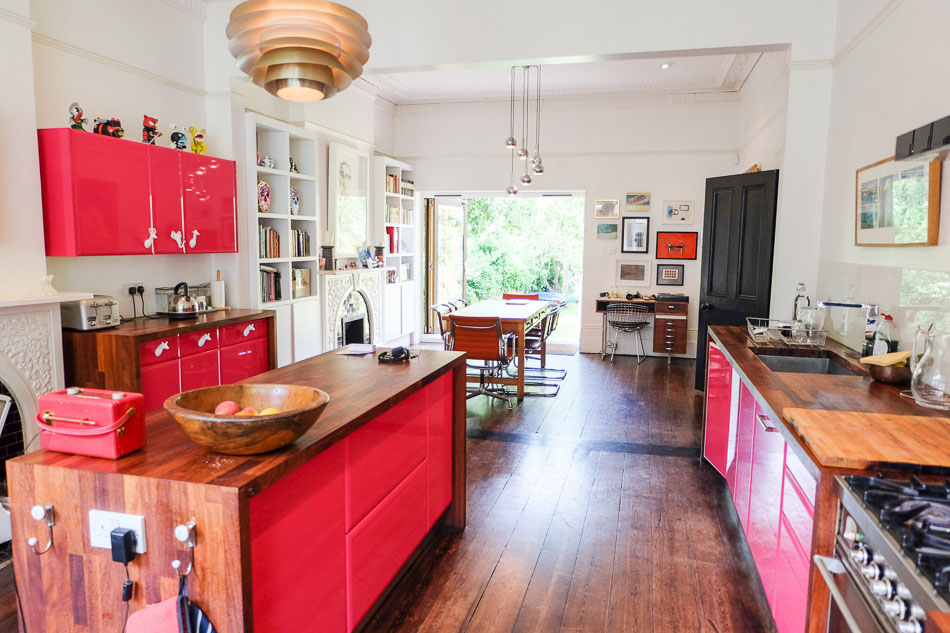 10890, res-7502, H22059, HOUSE-2102, West London, Ealing, Houses, Houses - Victorian & Edwardian, Kitchens, Kitchen islands, Kitchens - family, colourful, classic london houses, red kitchens, Versatile, Kitsch