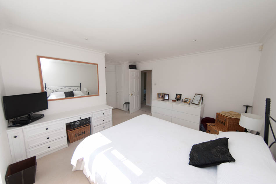 Bedrooms, Bedrooms - adult
