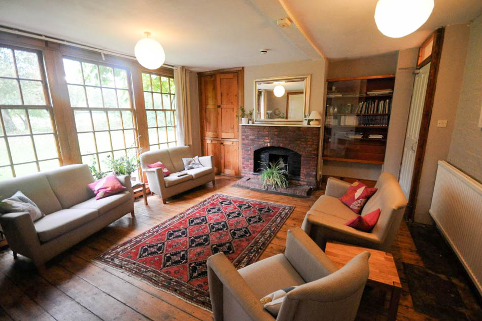 FM273, 10985, Eastern England, Hertfordshire, North West London, Houses - Country, Country Houses, Farmhouses, Sitting Rooms