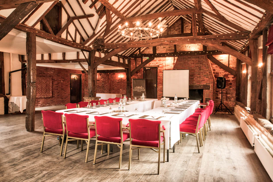 HT8047, 11456, H21477, houses - country, hotels, berkshire, 