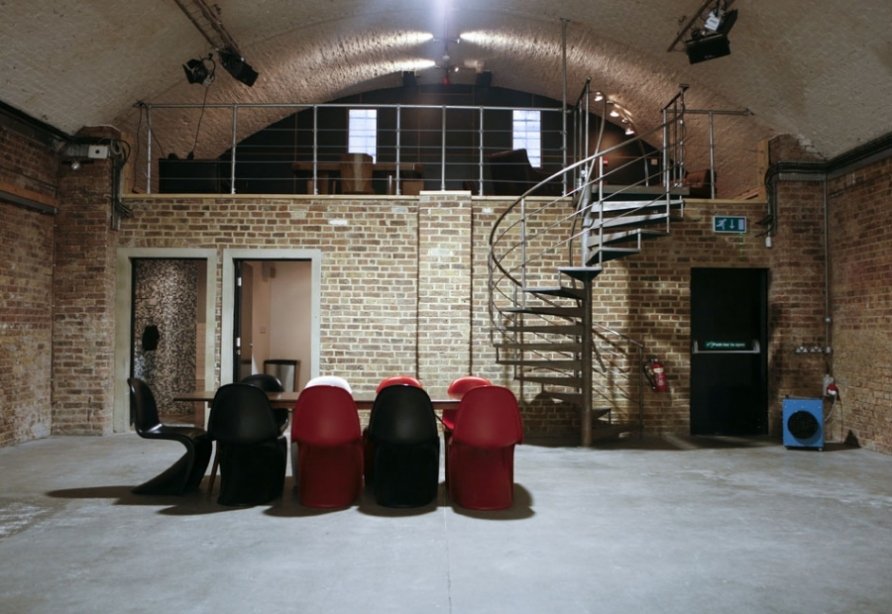 11654, COM-692, C22269, Hackney, East London, Studios, Event Spaces, Exposed Brickwork, brick walls, warehouses, vaults, Blackout Studios