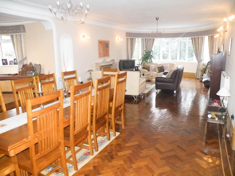 HC8286, 11772, H21651, South West London, South East, Surrey, Kingston, suburban houses, houses - suburban, houses - country