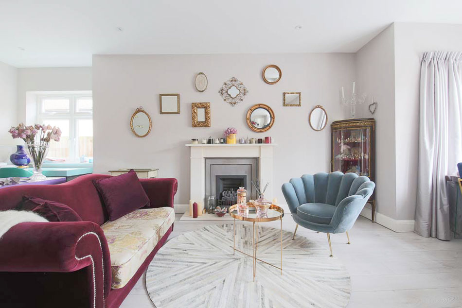 RES-8658, H22005, 12033, South West London, Merton, Houses, Houses - Suburban, Suburban Houses, sitting rooms, Detached Houses