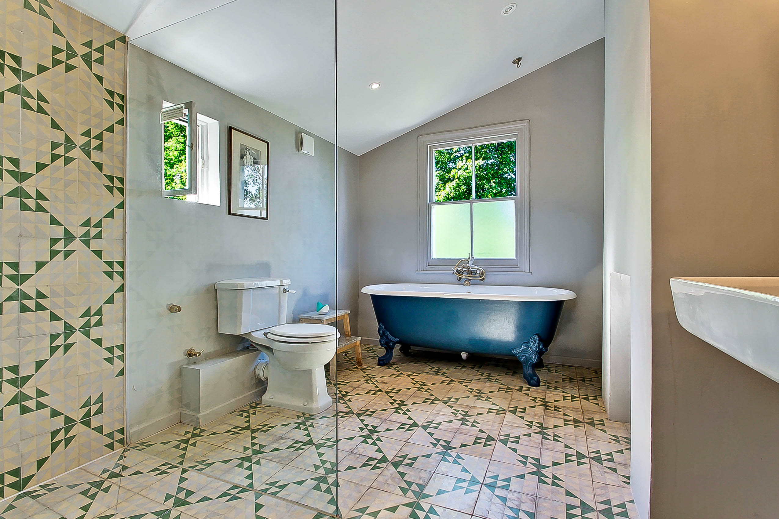 Bathrooms, Roll Top Baths, Kitsch