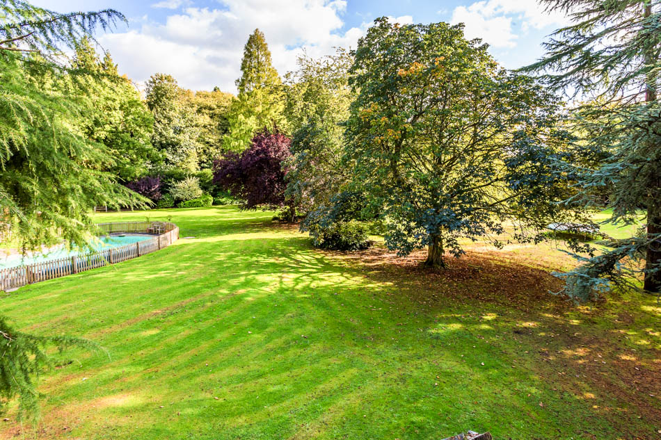 Gardens - Country House 