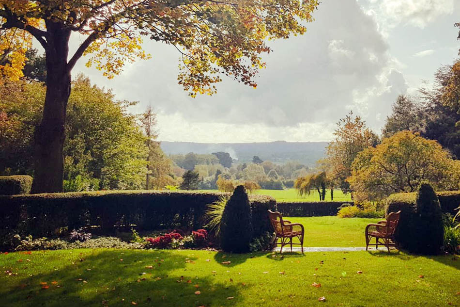 FM9529, 12761, H21722, houses - country, country houses, West Sussex