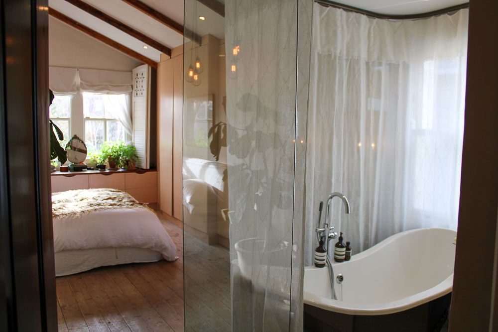 Roll Top Baths, Bathrooms