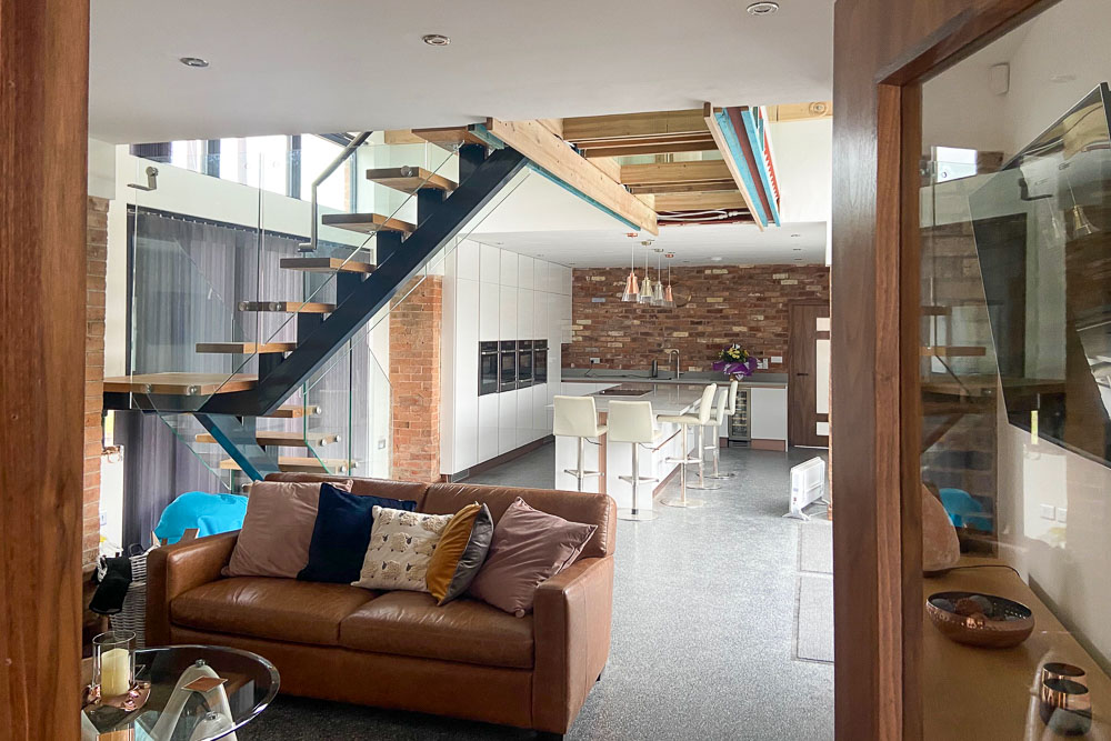 RES-9941, 13117, H22309, Mullet, West Midlands, Worcestershire, Barn Conversions, Church & Barn Conversions
