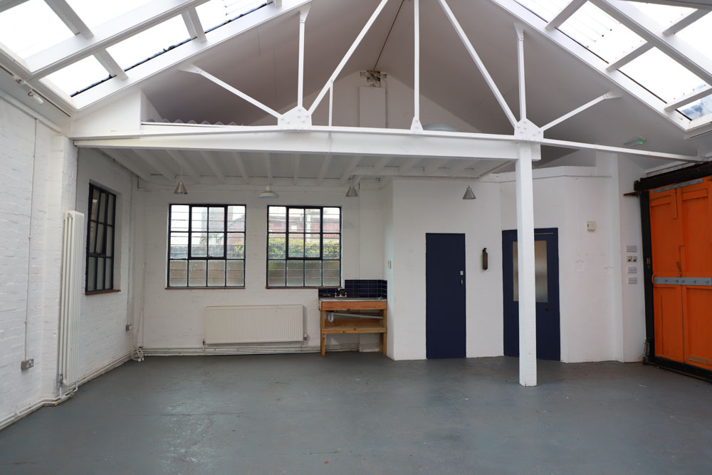 COM-9994, 13202, Jasmine, South East, Kent, Studios